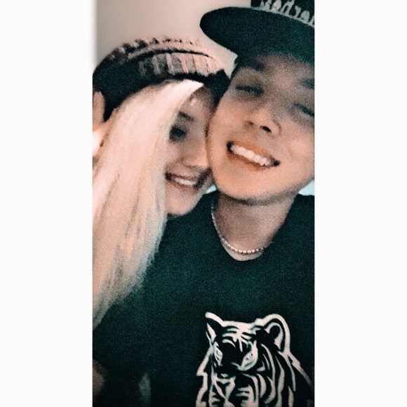 Meet your Posher, Brittany - Picture 1 of 1